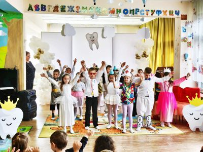 Театър на зъбките - ДГ Звънче - Стамболийски